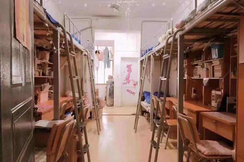 湖南环境生物职业技术学院宿舍条件怎么样有空调吗含宿舍图片