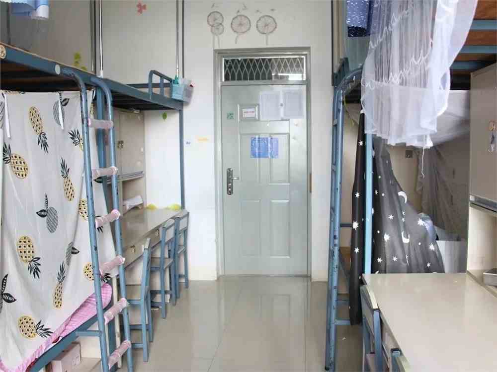 大理大学宿舍条件怎么样几人间宿舍图片