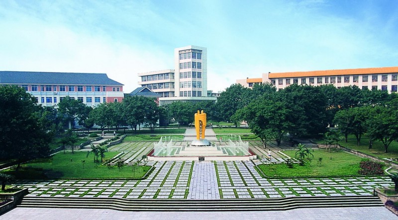 【2022高考参考】重庆科技学院2021年云南最低录取分数及位次