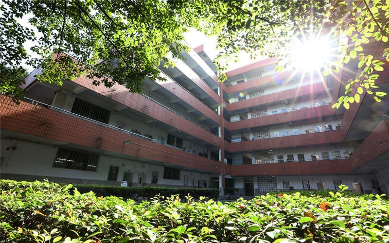 重庆第二师范学院物流管理专业在重庆招生录取分数(物理类)：471分