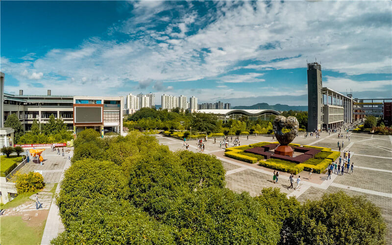 2023年重庆电子工程职业学院在新疆录取批次及录取分数参考