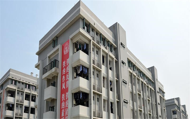 【2022高考】重庆警察学院在重庆各专业录取分数线及选科要求