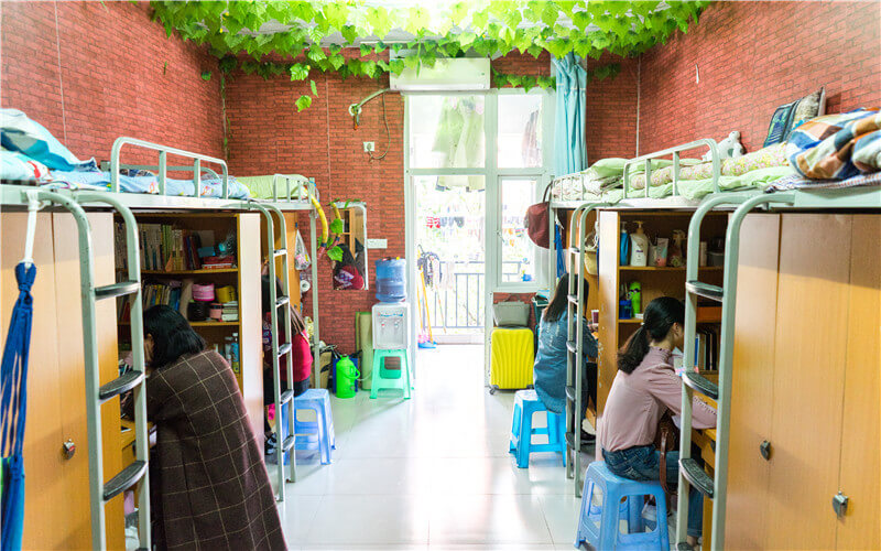 2024考生参考：2023重庆邮电大学移通学院工商管理类专业在内蒙古招生录取分数及录取位次