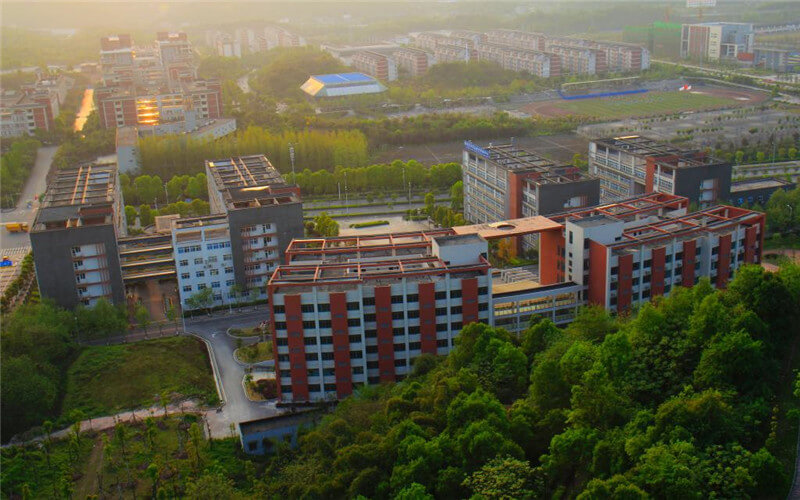 重庆医药高等专科学校中医养生保健专业在重庆招生录取分数(历史类)：402分