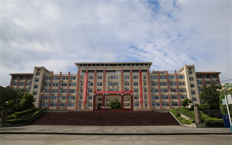 重庆历史类考生排多少名可以上重庆城市职业学院旅游类专业?