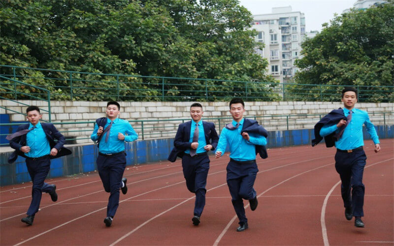 重庆海联职业技术学院空中乘务专业在山东招生录取分数(综合)：237分