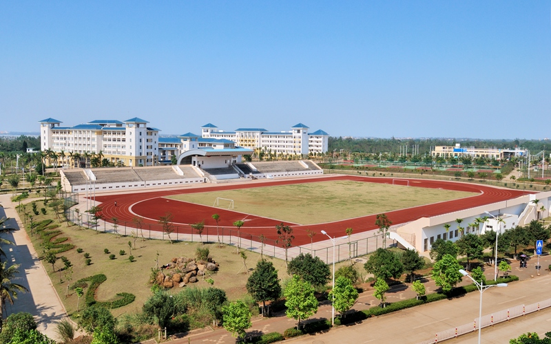 海南师范大学工商管理类专业在青海招生录取分数(理科)：401分
