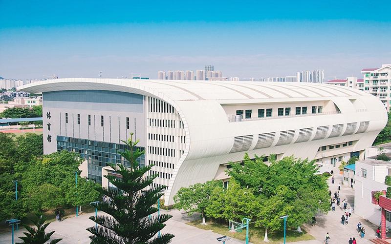 2023年广州科技贸易职业学院在湖南招生专业有哪些？学费是多少？