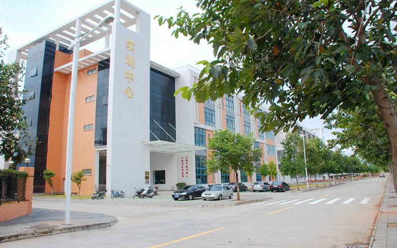 2023年华南师范大学在贵州招生专业及招生人数汇总