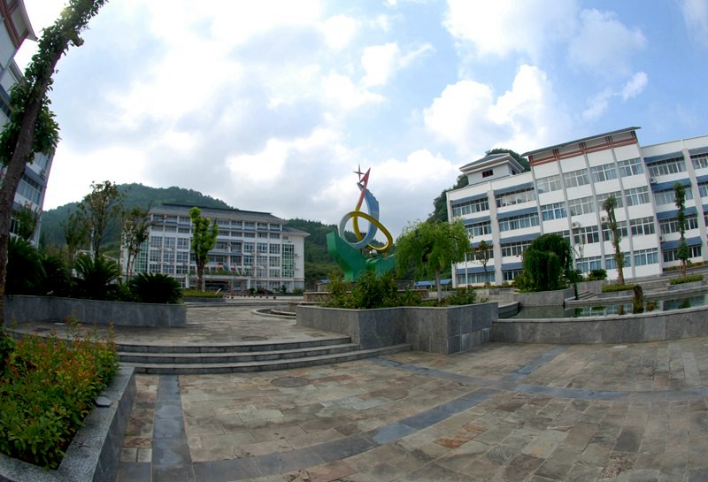 【2023高考参考】铜川职业技术学院2022年内蒙古招生专业及招生计划一览表