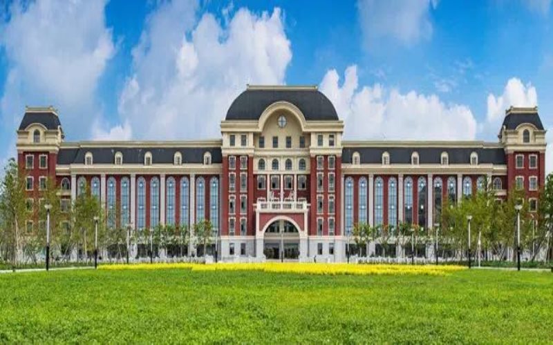 2023年辽宁考生多少分可以上辽宁师范大学海华学院汉语国际教育专业？