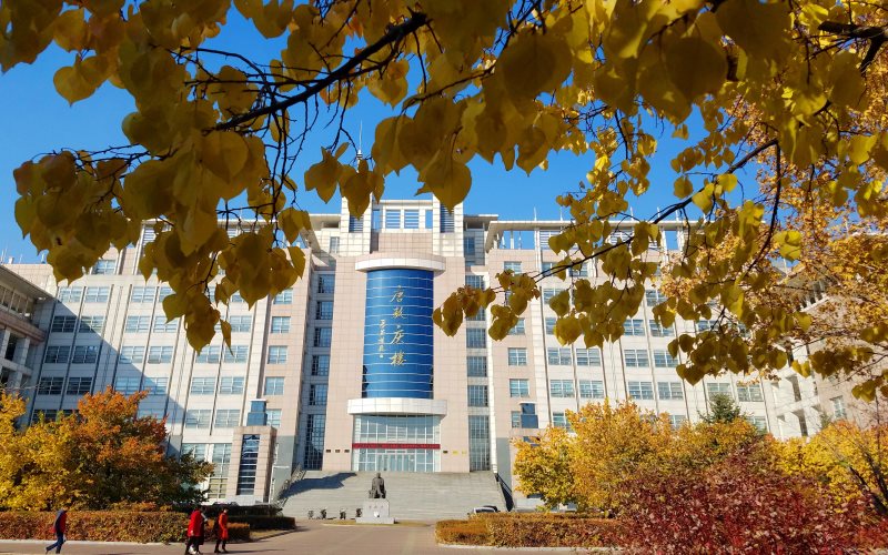 2023年内蒙古考生多少分可以上吉林大学仪器类专业？