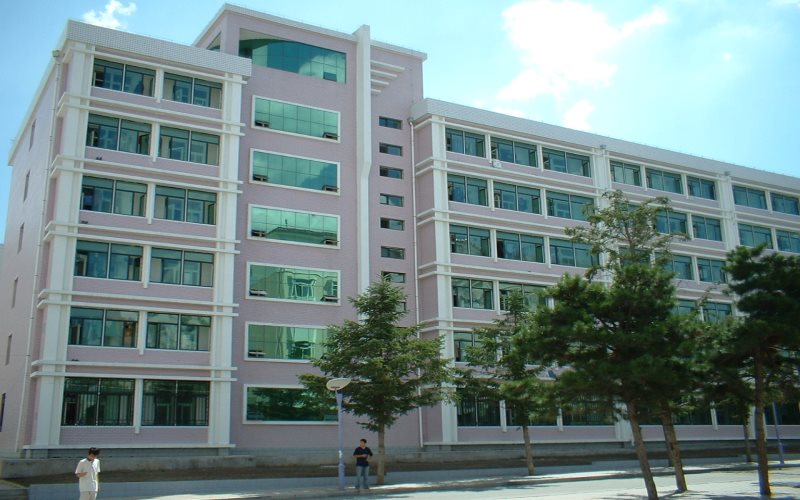 辽宁历史类考生排多少名可以上长春理工大学汉语言文学专业?