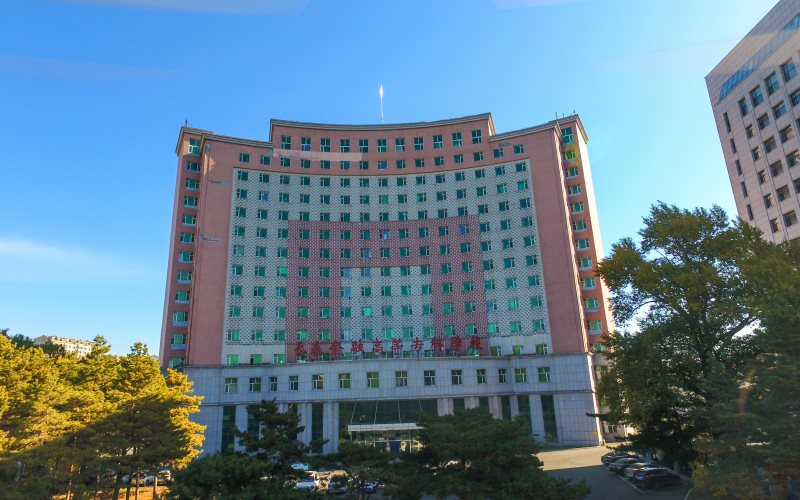 长春金融高等专科学校电子商务专业在河北招生录取分数(物理类)：403分