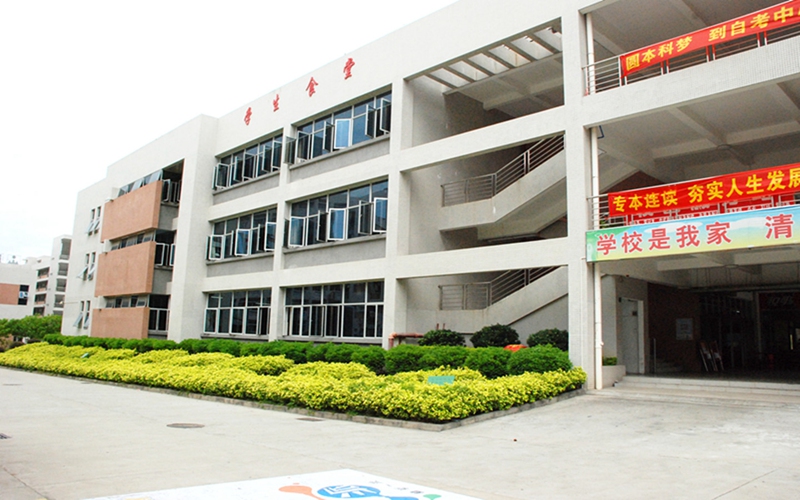 2023年广州现代信息工程职业技术学院在河南招生专业有哪些？学费是多少？