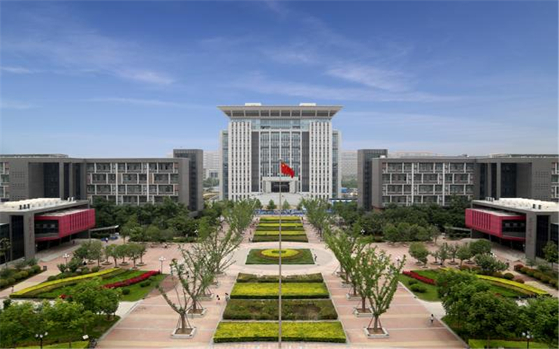 2023年浙江考生多少分可以上河南财经政法大学经济学类专业？