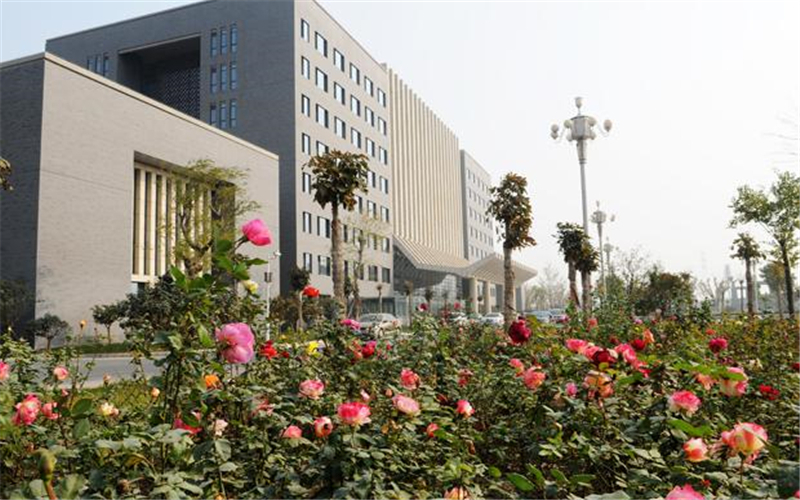 河南财经政法大学计算机类专业在河北招生录取分数(物理类)：554分