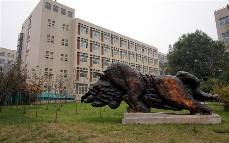 2023年内蒙古考生多少分可以上河南工业大学建筑学专业？