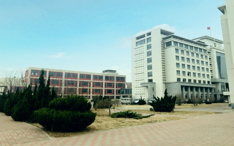 天津国土资源和房屋职业学院建筑装饰工程技术专业在内蒙古招生录取分数(理科)：232分