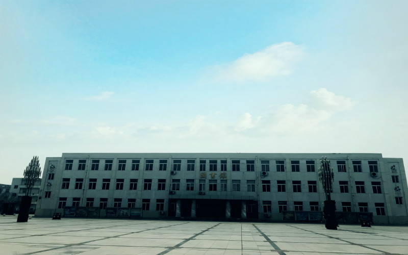 2023年天津石油职业技术学院在黑龙江招生专业有哪些？学费是多少？