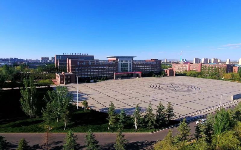2023年内蒙古考生多少分可以上集宁师范学院空中乘务专业？