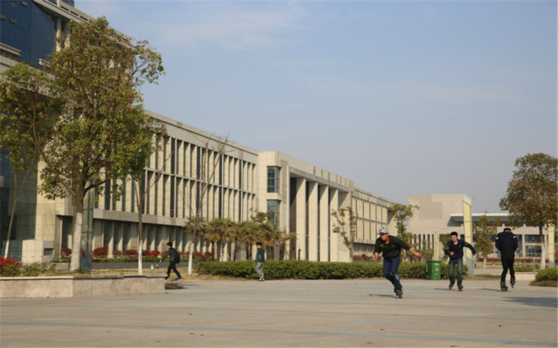 2023年安徽职业技术学院在河南招生专业及招生人数汇总(2024考生参考)