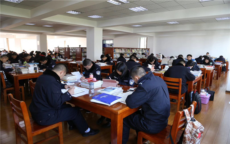 2023年云南警官学院在甘肃招生专业有哪些？学费是多少？