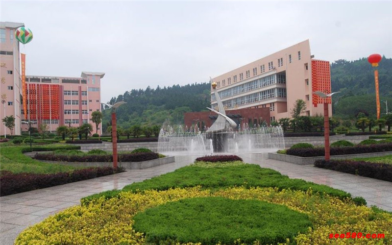 2023年桐城师范高等专科学校在贵州录取批次及录取分数参考