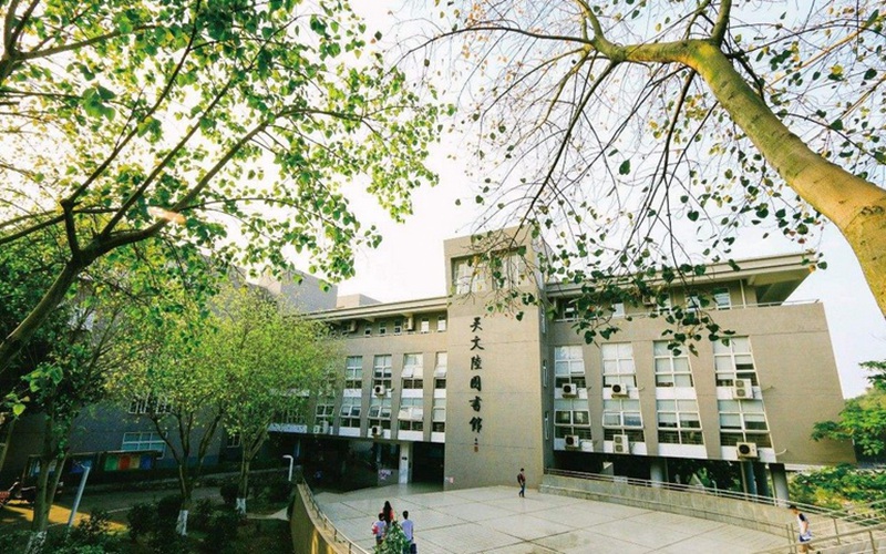 2023年电子科技大学中山学院在河南招生专业有哪些？学费是多少？