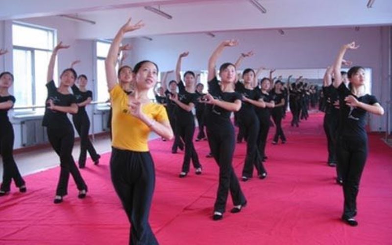 2023年内蒙古考生多少分可以上内蒙古丰州职业学院学前教育（师范类）专业？