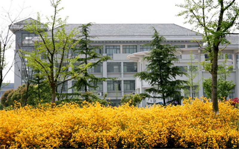 2023年辽宁考生多少分可以上南京晓庄学院秘书学专业？