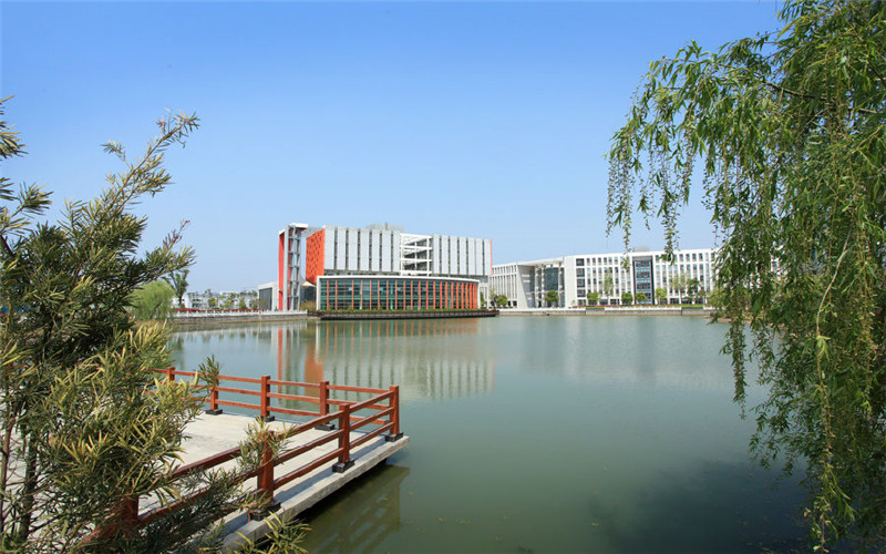 【2022高考】盐城工业职业技术学院在黑龙江各专业录取分数线及选科要求