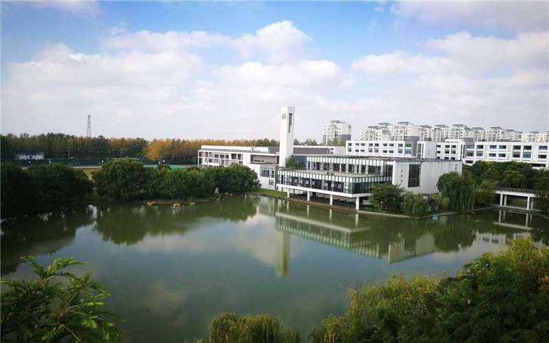 扬州中瑞酒店职业学院建设工程管理专业在辽宁招生录取分数(物理类)：275分