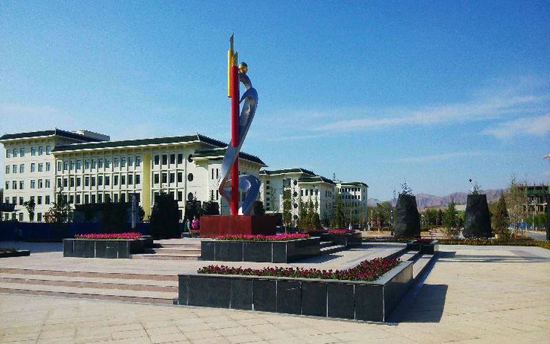 多少分可以上临夏现代职业学院？临夏现代职业学院2021年在甘肃各专业录取分数线