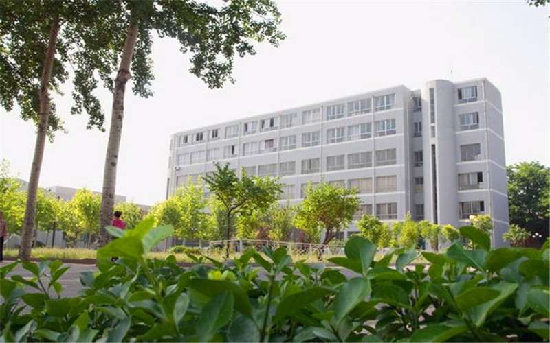 山东综合考生排多少名可以上山东轻工职业学院应用化工技术专业?