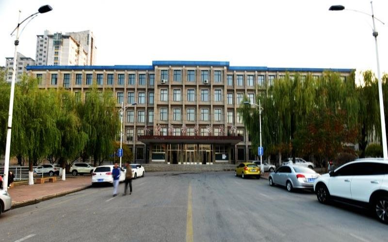 2023年辽宁冶金职业技术学院在甘肃录取批次及录取分数参考