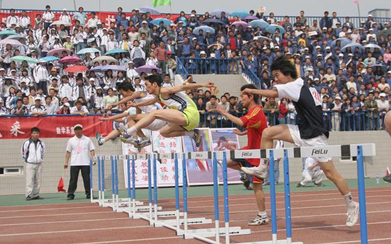 2023年渭南师范学院在内蒙古招生专业有哪些？学费是多少？