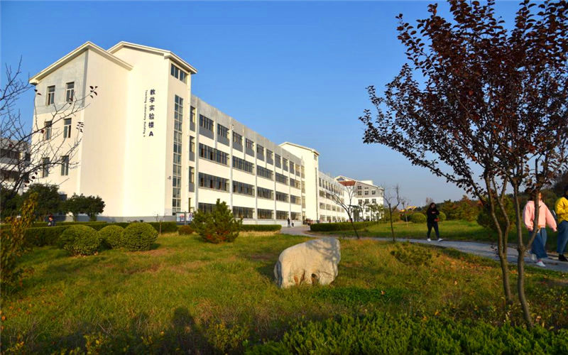 2024年潍坊工商职业学院旅游管理专业在山东录取分数线参考