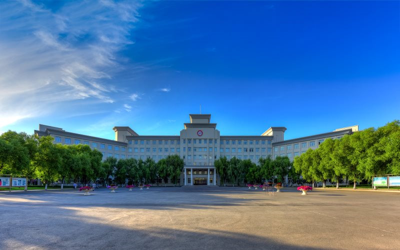 辽宁历史类考生排多少名可以上哈尔滨学院汉语国际教育专业?