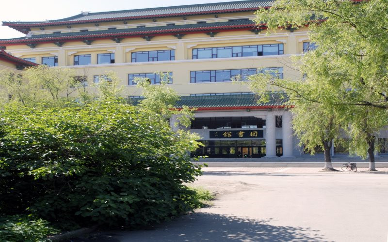 2023年哈尔滨医科大学在湖南录取批次及录取分数参考