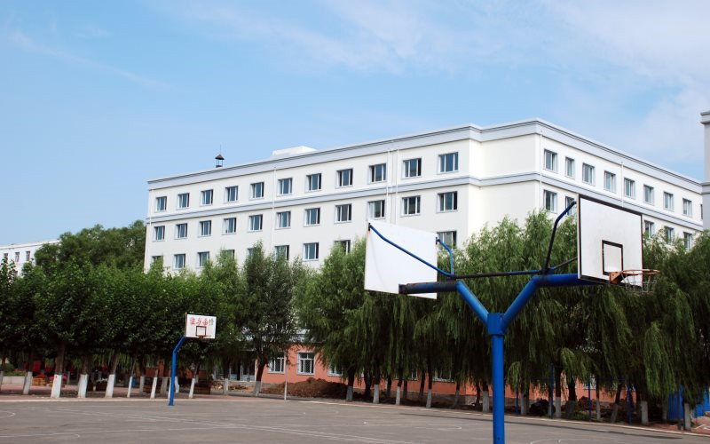 2023年黑龙江旅游职业技术学院在河北招生专业有哪些？学费是多少？