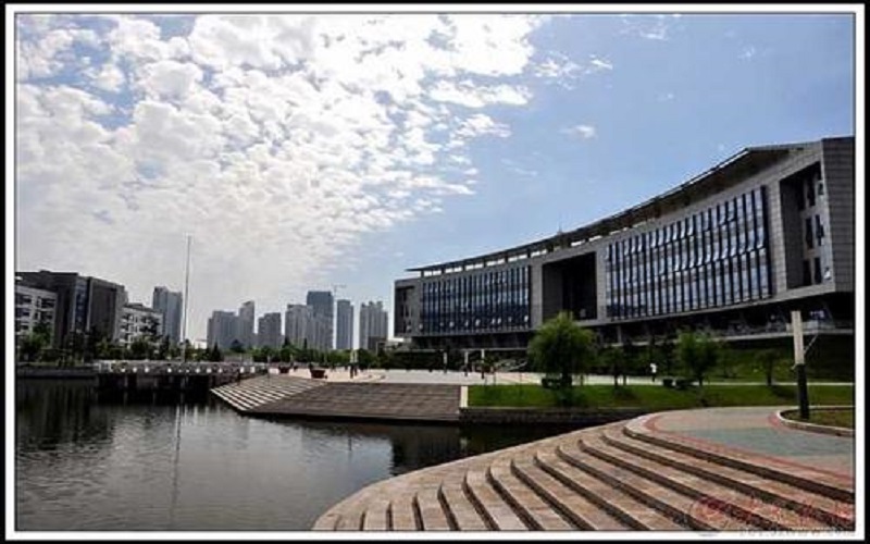 2023年南通大学在重庆招生专业有哪些？学费是多少？