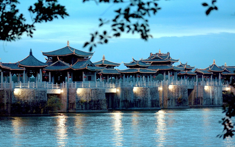 多少分可以上韩山师范学院？韩山师范学院2021年在内蒙古各专业录取分数线