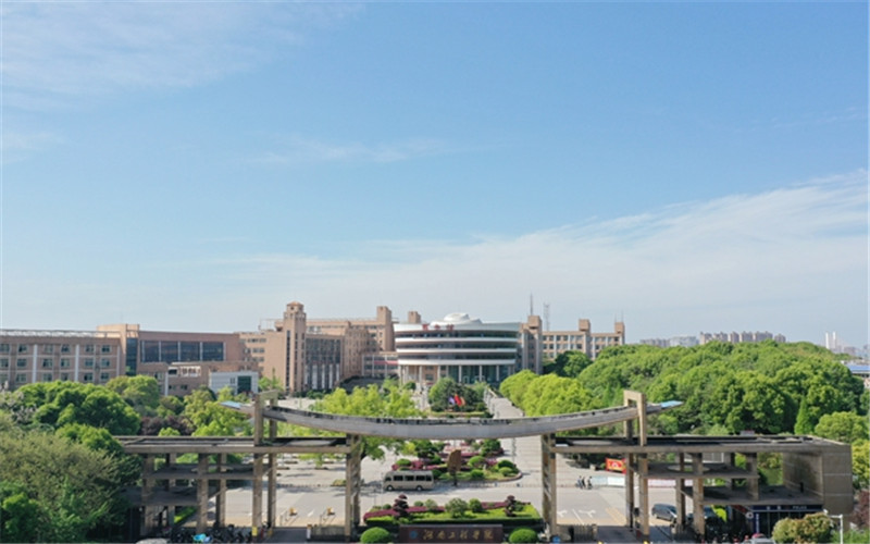 辽宁历史类考生排多少名可以上湖南工程学院市场营销专业?