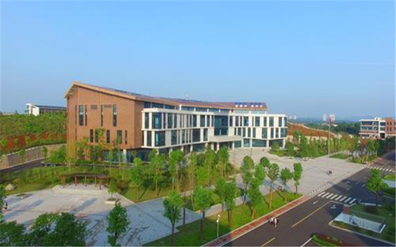 2023年湖南化工职业技术学院在河北招生专业有哪些？学费是多少？