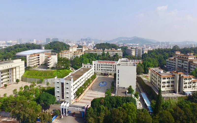 2023年中山火炬职业技术学院在云南招生专业有哪些？学费是多少？
