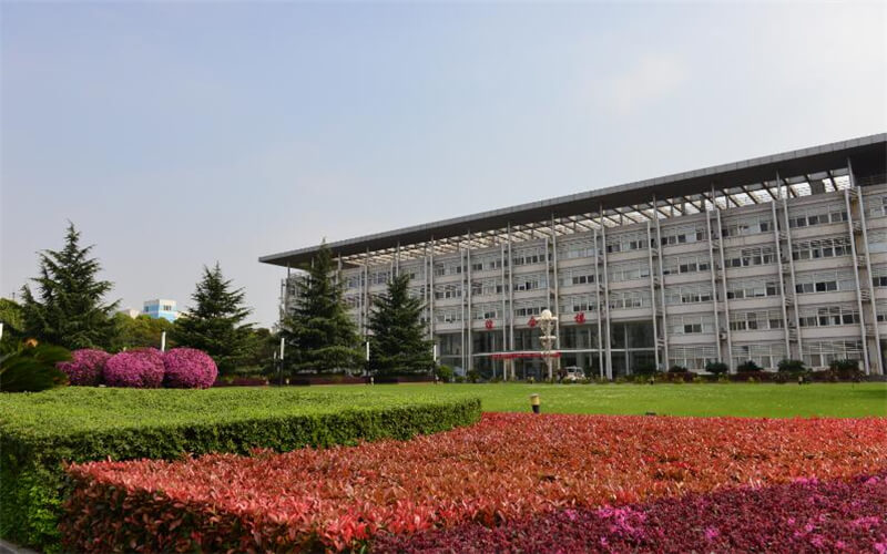 【2023高考参考】武汉软件工程职业学院2022年青海招生专业及招生计划一览表