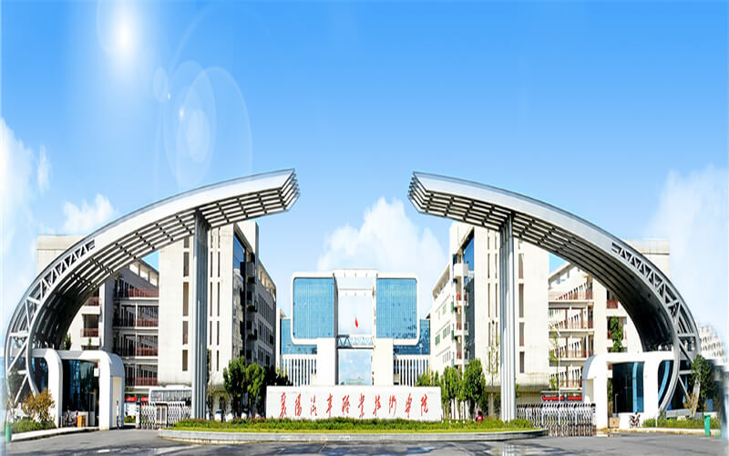襄阳汽车职业技术学院汽车技术服务与营销专业在河北招生录取分数(物理类)：354分