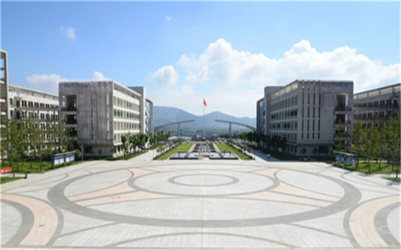2023年襄阳汽车职业技术学院在山西录取批次及录取分数参考