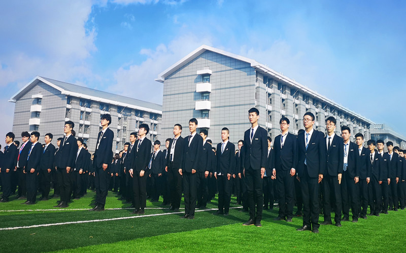 2023年北京网络职业学院在湖南招生专业有哪些？学费是多少？